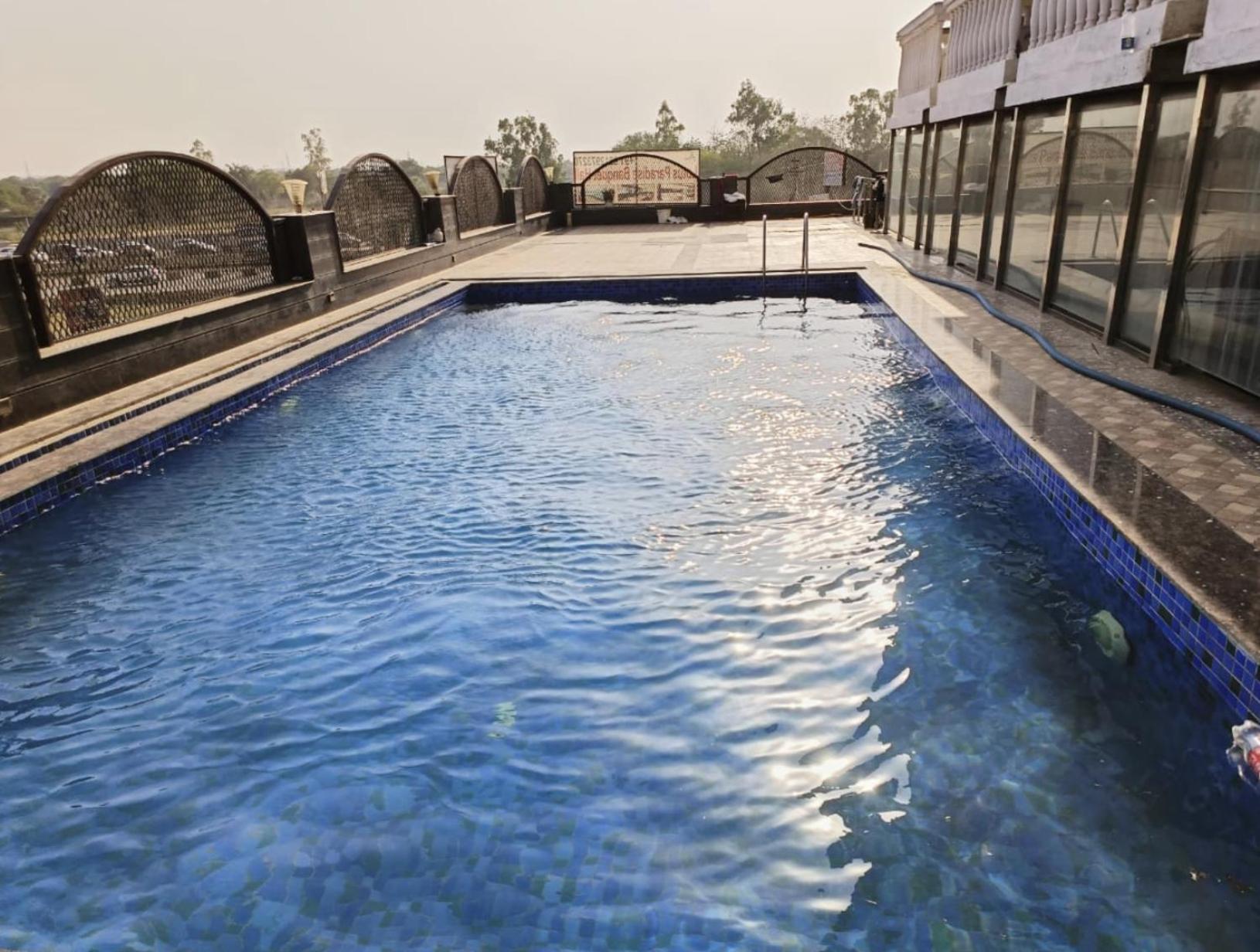 Hotel Lotus Paradise - Banquet & Dining - Near Murthal Sukhdev Rai Exterior photo